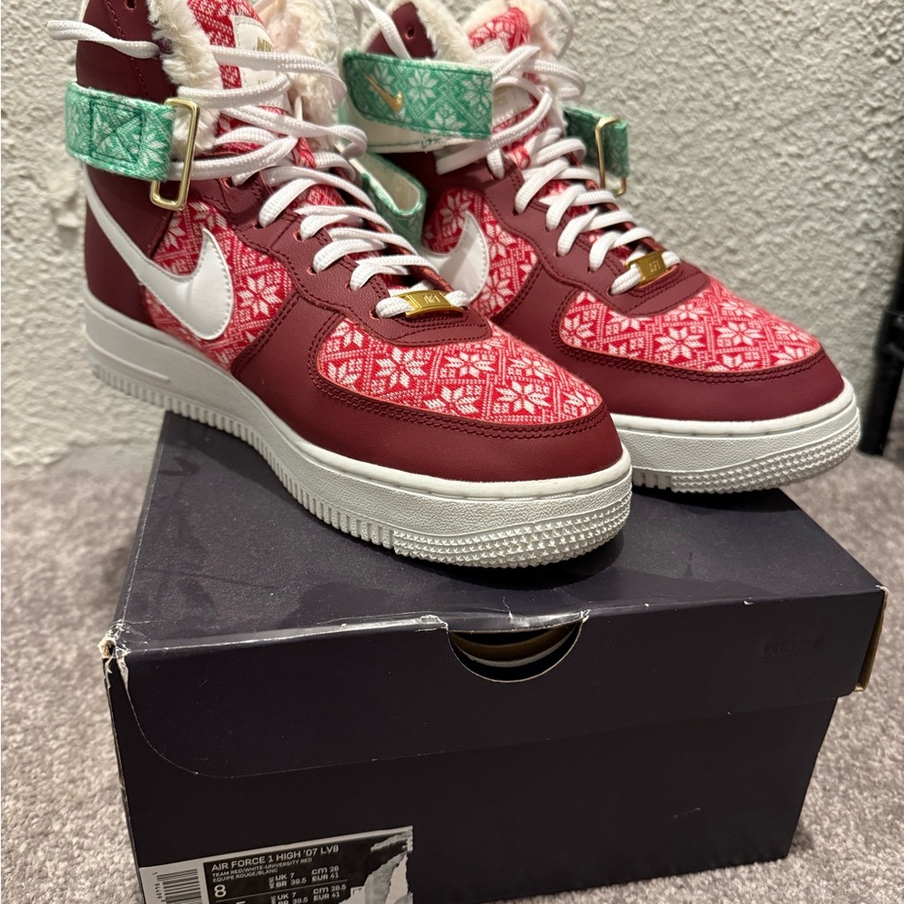 Nike Air Force 1 High '07 LV8 Sneakers